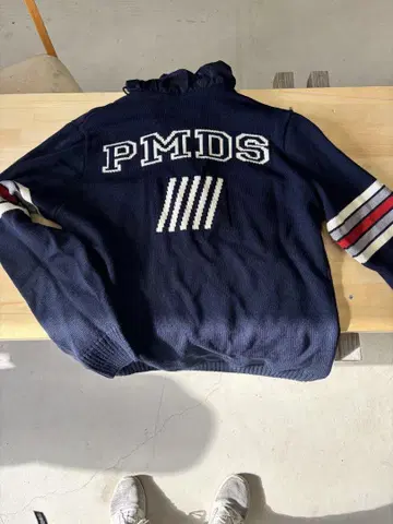 PMDS 후드 부착 니트 스웨터 네이비