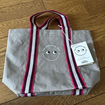 ANYA HINDMARCH 더 유니버설 백 미니 세이조이시이