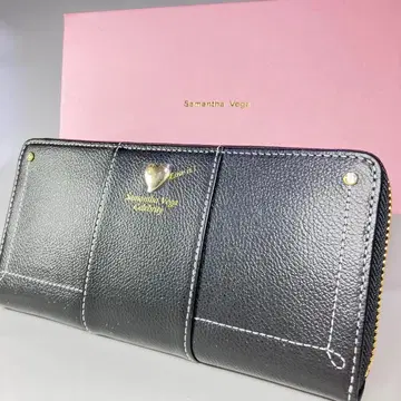 [ 새상품 ] 반짝반짝 하트가 귀여운 사만사 베가 장지갑 블랙