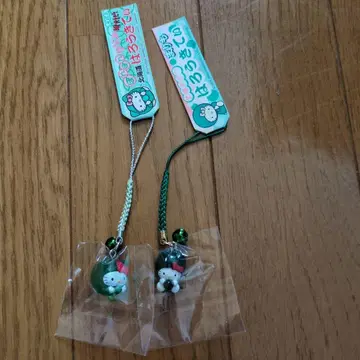 홋카이도 한정 헬로키티 마리모 족쇄 스트랩