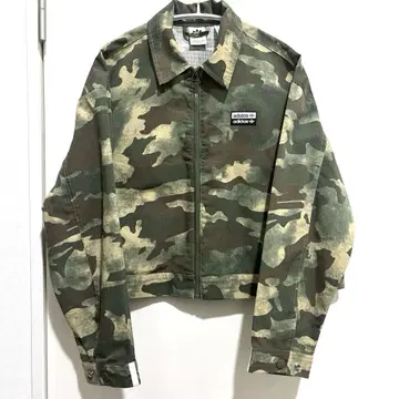 adidas 카모플라쥬 미니 스커트 셋업