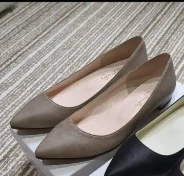 미사용품 여성용 펌프스 로우힐 오크스 스무스