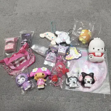 캐릭터 굿즈 세트 키링
