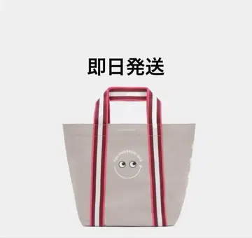 아냐 힌드마치 x 세이조 이시이 유니버셜 백 미니