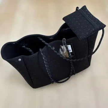 택 포함 미사용 벤츠 토트백
