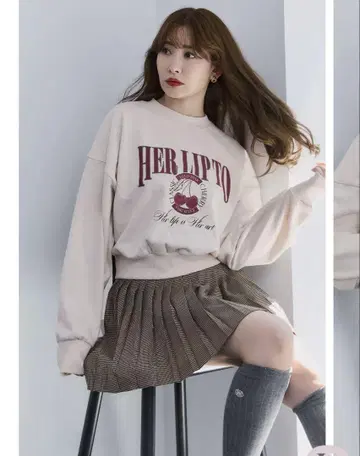 herlipto Classic Cherry Sweatshirt