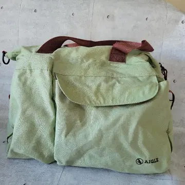 AIGLE 라이트 그린 보스턴 백