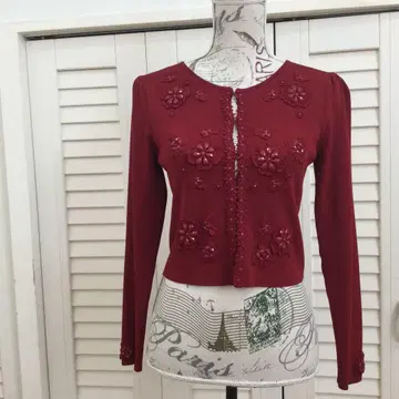 슈퍼 뷰티 버건디 꽃 모티브 긴팔 가디건 40