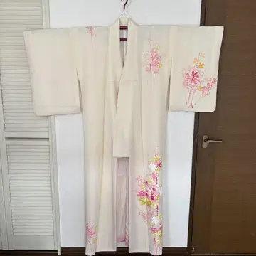 호몬기 츠케사게 손그림 꽃 무늬 크림색 앤티크
