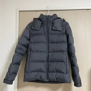 그레이 다운 자켓 후드 부착