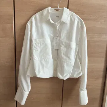 LOWRYS FARM 벌룬 숏 셔츠