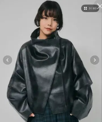 led. tokyo 하이넥 숏 가죽 코트 블랙