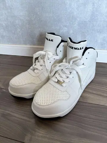 AIRWALK 화이트 하이컷 스니커즈 안전화 26.5cm