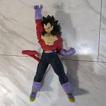 드래곤볼 베지터 슈퍼 사이어인 4 피규어 높이 약 26cm