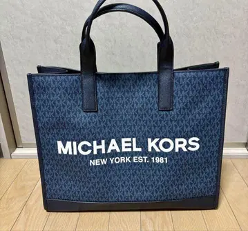 MICHAEL KORS 네이비 토트백