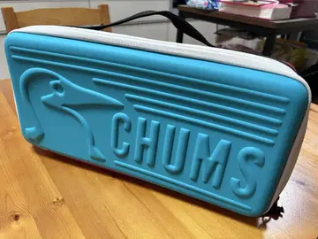 CHUMS 로고 백