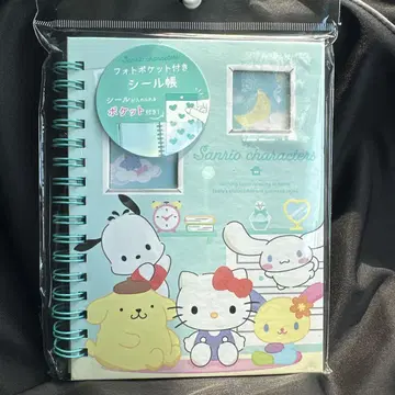 산리오 사진 포켓 부착 씰북