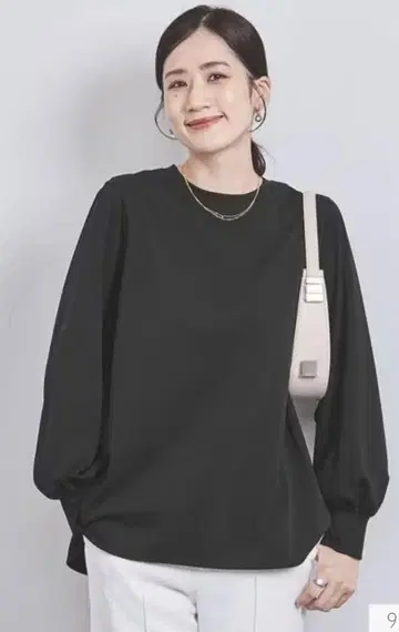 [ 유나이티드 애로우즈 ] 분또 볼륨 슬리브 티셔츠 블랙