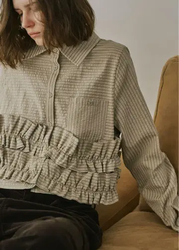 hem double frill short SH/beige