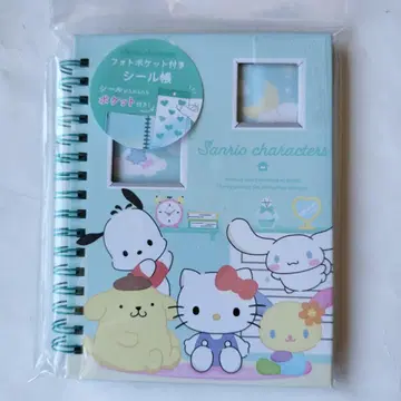 산리오 캐릭터즈 사진 포켓 부착 씰북