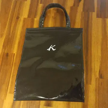 키타무라 에나멜 토트백 바닥 있음