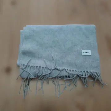 FURLA 프린지 달린 머플러 베이지 그레이