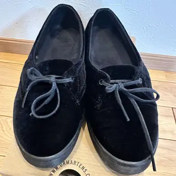 닥터 마틴 모라다 블랙 벨벳 UK 4