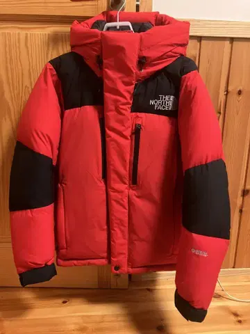 THE NORTH FACE 발토 라이트 자켓 TNF 레드 xs