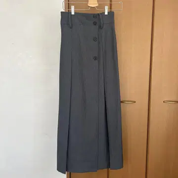 MAVIMOON 그레이 플리츠 스커트