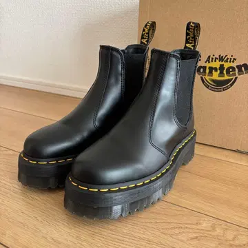 닥터마틴 2976 쿼드 통굽 첼시 부츠 UK4