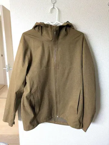 유니클로 블록테크 후드티