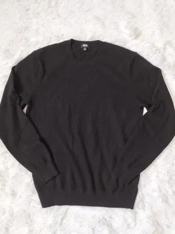 UNIQLO 유니클로 캐시미어 니트 사이즈 M 블랙