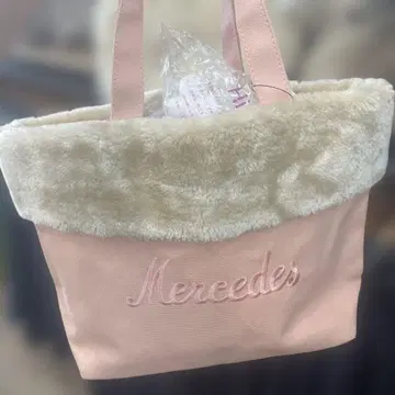 Mercedes-Benz 핑크 토트백