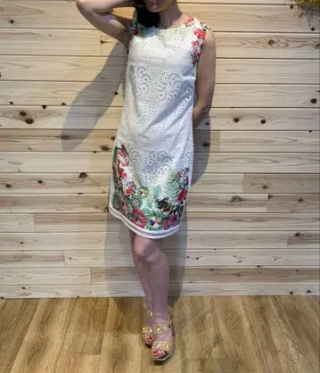 Desigual [택 포함 새상품] 슬리브리스 원피스 38