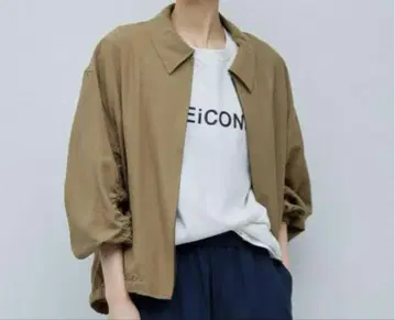 미사용에 가까운 개럴개런트 라이트 지퍼 블루종