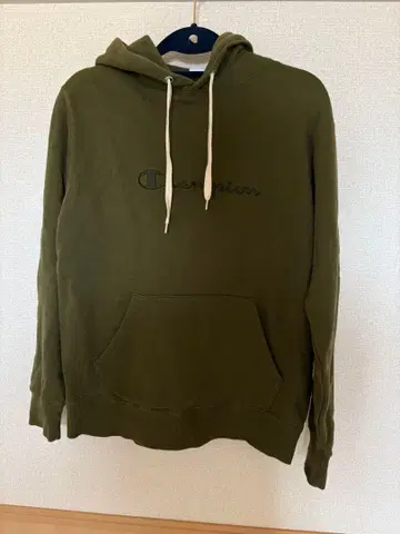 Champion 올리브색 후드티 후드 부착