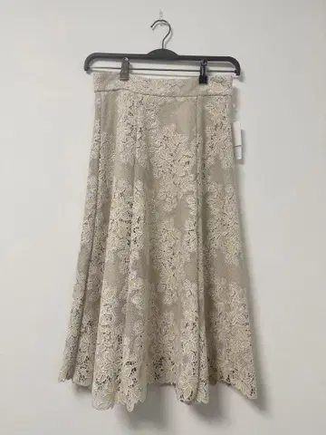 PROPORTION BODY DRESSING 플레어 스커트