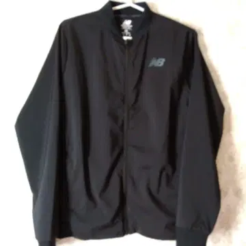새상품/뉴발란스 봄버 우븐 자켓 XS