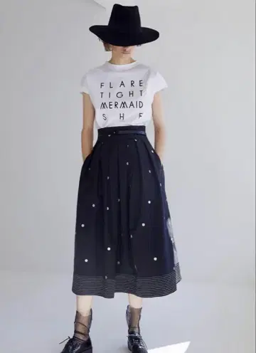 SHETokyo Annadot 도트 스커트 네이비 36 USED