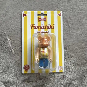 BE@RBRICK 파미치키 100% 베어브릭 패밀리마트