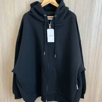 미사용 새상품 이번 시즌 LEPSIM 퍼프 에어 ZIP BIG 후디 블랙