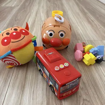 호빵맨 목욕탕 완구와 천 볼 세트