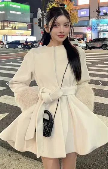 다리치 허리 벨트 멜톤 코트 (아이보리)