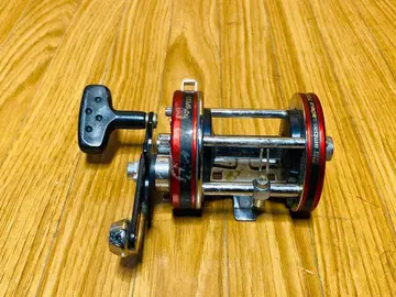 Abu Garcia Ambassadeur 7000 낚시릴
