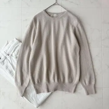 새상품급 [ 이에나 ] 부드러운 캐시미어 100% 크루넥 풀오버