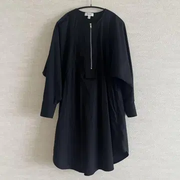 COS 블랙 지퍼 원피스 EUR 32