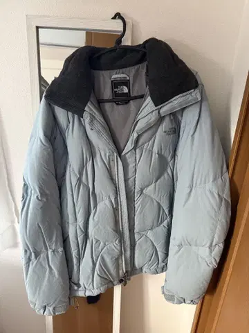 The North Face 후드 부착 다운 자켓