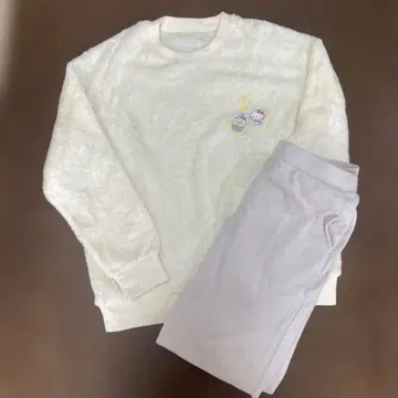 유니클로 치이카와 (먼작귀) x 산리오 캐릭터즈 파자마