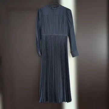 CELFORD 플리츠 원피스
