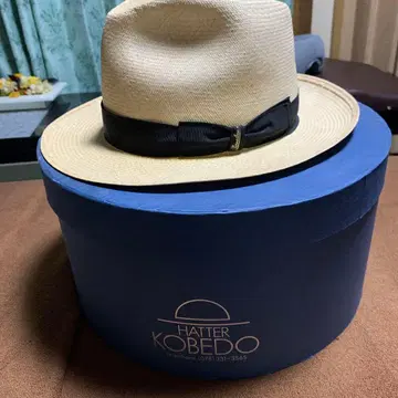 Borsalino 베이지 스트로우 햇